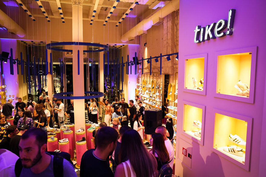 Tike Athens - Athens Sneaker Temple