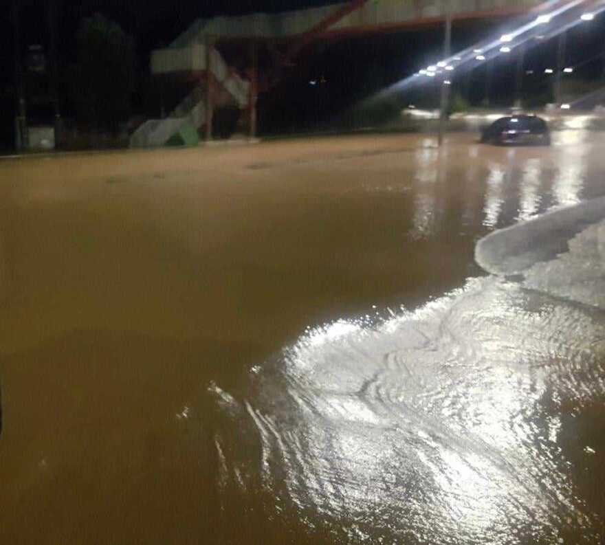 Κακοκαιρία Elias: Ενισχύθηκαν οι δυνάμεις της Πυροσβεστικής στη Θεσσαλία  - Στον Βόλο και ο Κικίλιας