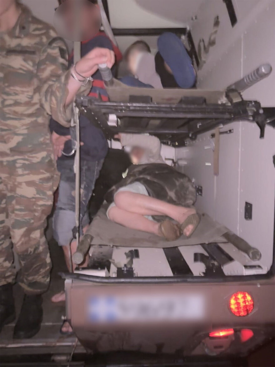 Βόλος - Κακοκαιρία Elias: Κομάντο της Ζ-ΜΑΚ και πεζοναύτες απεγκλώβιζαν όλη τη νύχτα