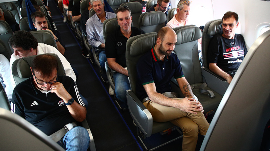 Super Cup: Σπανούλης και Μπαρτζώκας ταξίδεψαν σε διπλανές θέσεις για Ρόδο