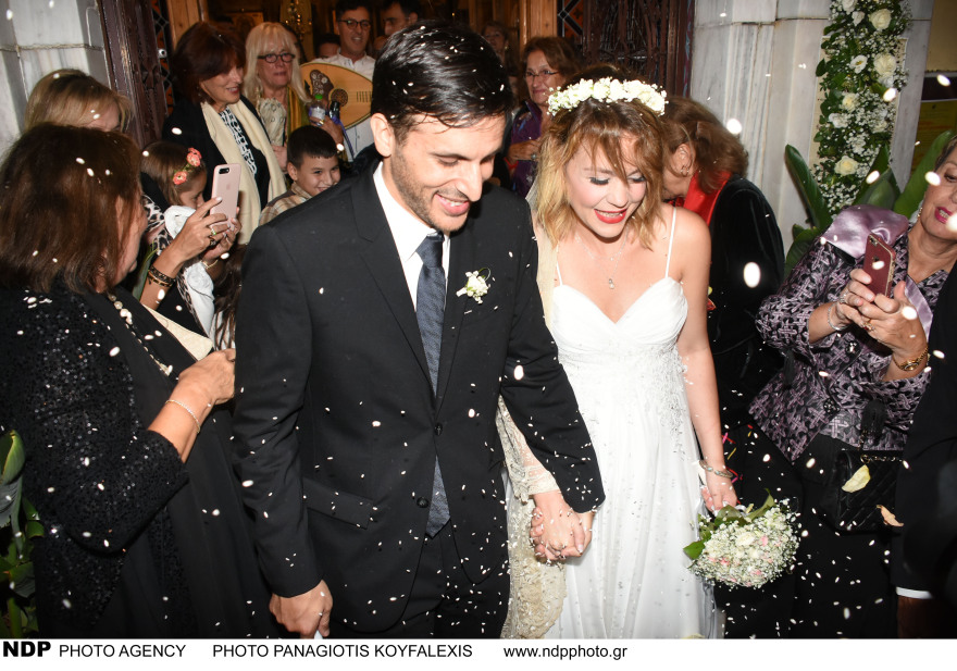  Λένα Παπαληγούρα: «Πέντε υπέροχα χρόνια» γράφει στον σύζυγό της για την επέτειο τους γάμου τους