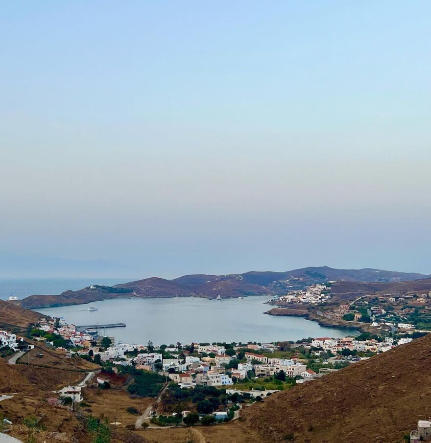 Κωνσταντίνος Αργυρός: Στην Κέα ο τραγουδιστής - Οι φωτογραφίες που ανάρτησε