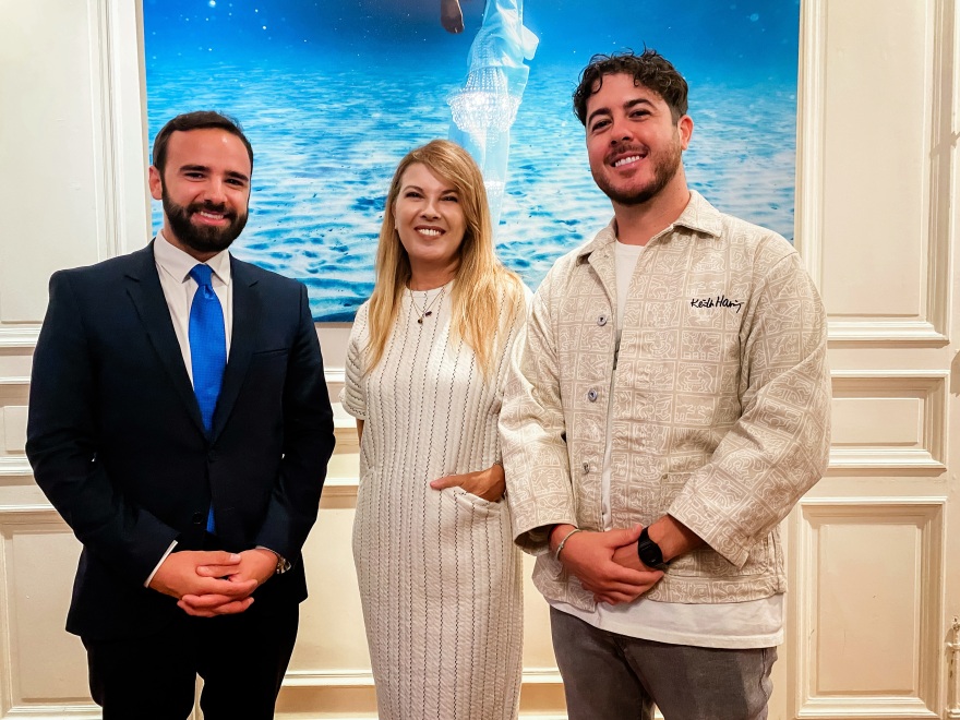 Έκθεση φωτογραφίας του Μιχαήλ Βαρθακούρη στο Παρίσι - Φωτογραφίες