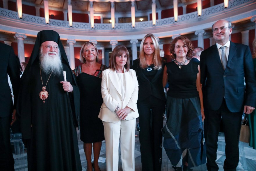 Η πρόεδρος της Δημοκρατίας παρέστη στην εκδήλωση μνήμης του εθνικού ευεργέτη Ευαγγέλη Ζάππα