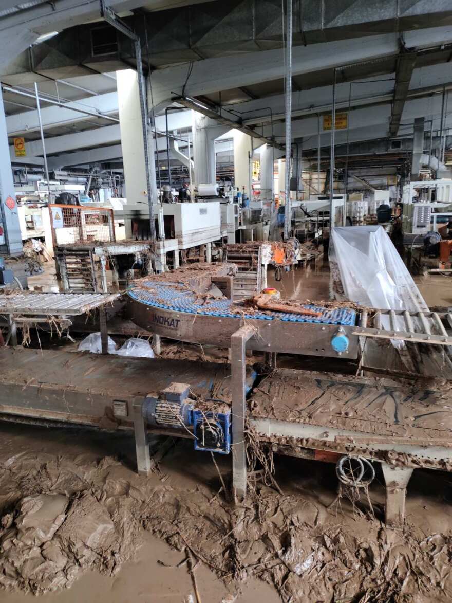 Λάρισα: Απειλή ανεργίας για 650 εργαζόμενους σε πλημμυρισμένο εργοστάσιο