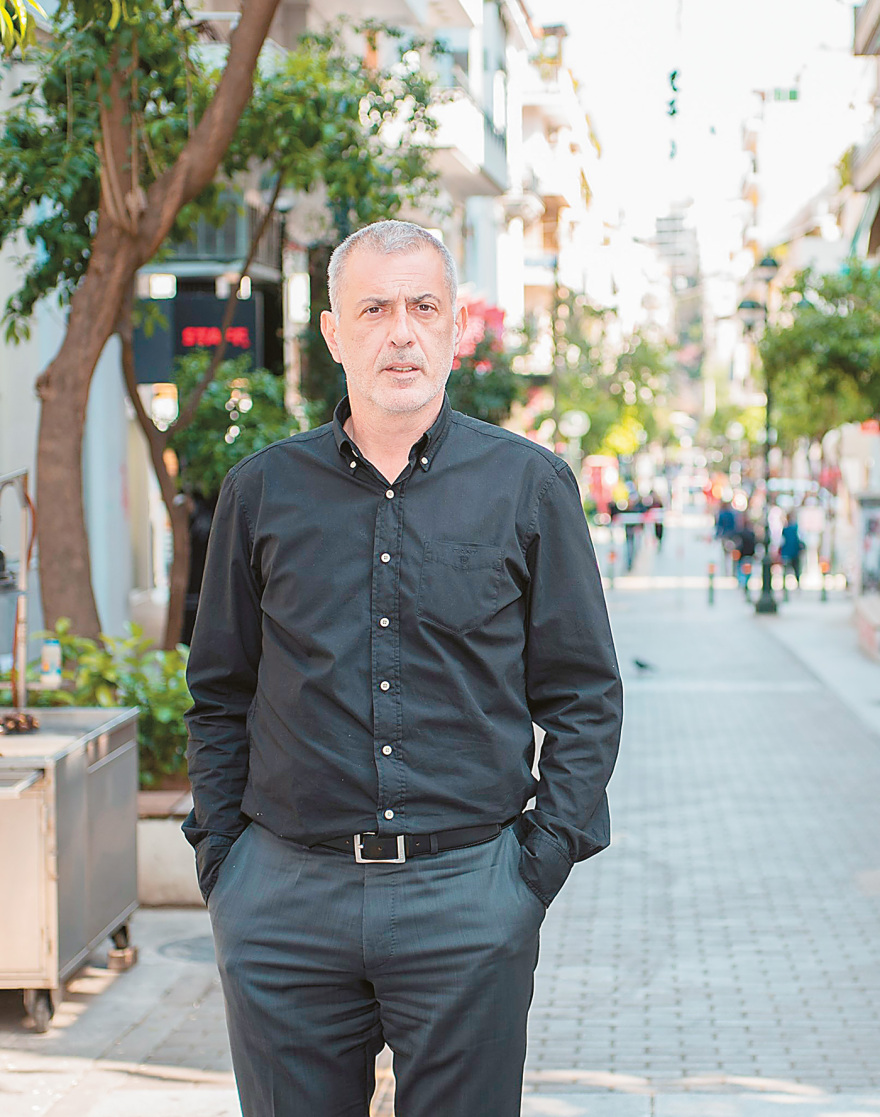 Ποιος κερδίζει σε δήμους και περιφέρειες - Στόχος της κυβέρνησης οι 13+3 νίκες