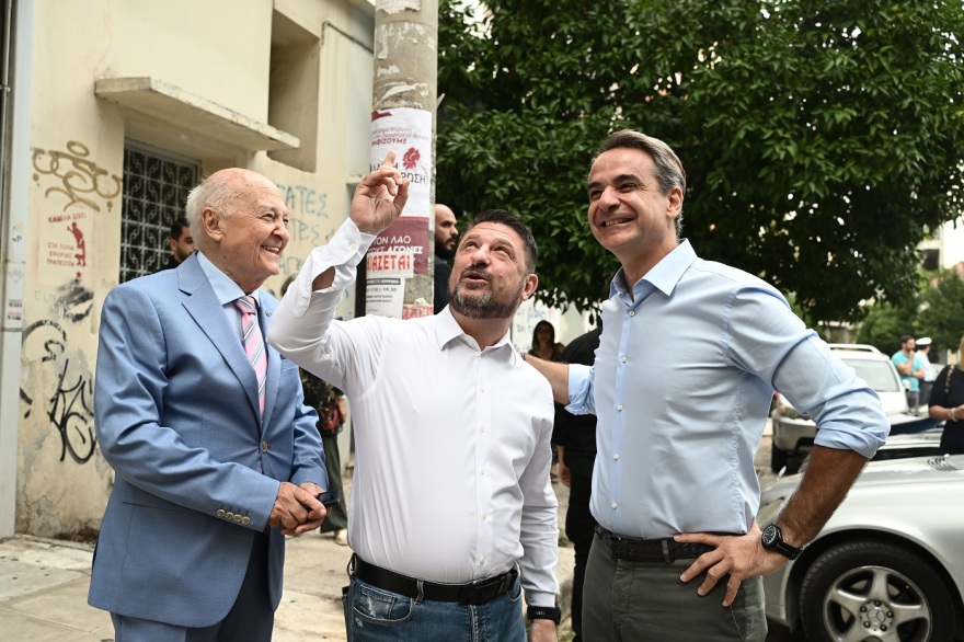 Κυριάκος Μητσοτάκης με Νίκο Χαρδαλιά από Βύρωνα: Θα είμαστε εκεί για να κάνουμε τη ζωή σας καλύτερη κάθε μέρα