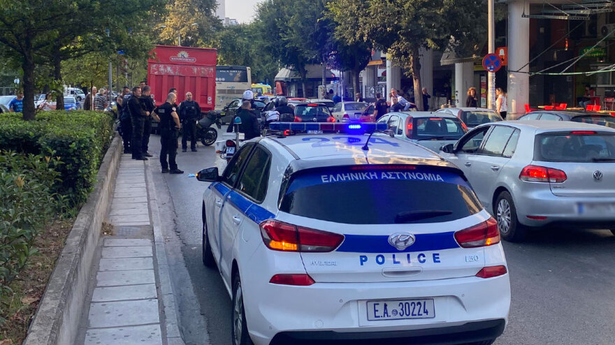 Θεσσαλονίκη: Σε σοβαρή κατάσταση στο νοσοκομείο η γυναίκα που παρασύρθηκε από μοτοσικλέτα