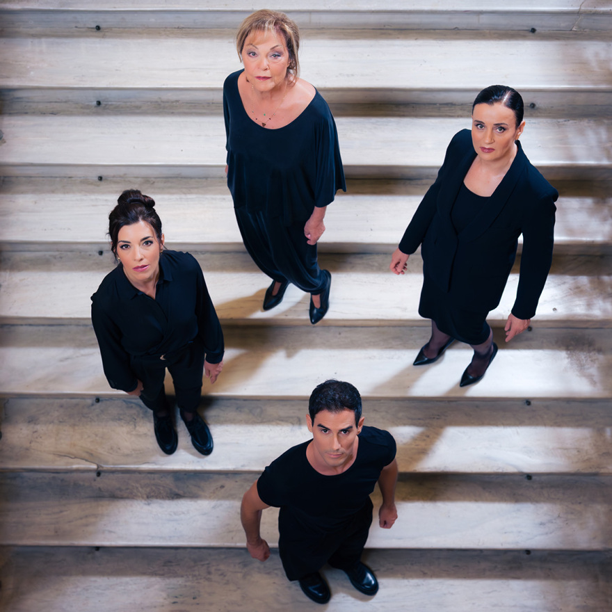 Τρεις Ψηλές Γυναίκες του Edward Albee  στο Δημοτικό Θέατρο Πειραιά  