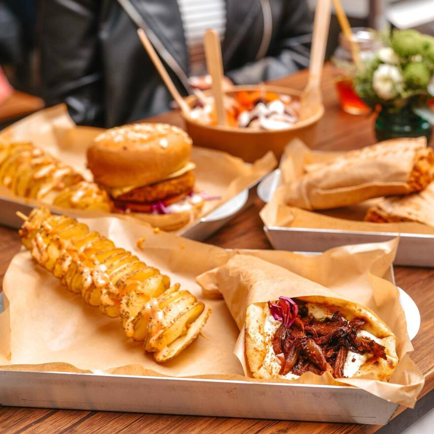 TripAdvisor: Ελληνικά εστιατόρια ανάμεσα στα καλύτερα του κόσμου - Τα ρομαντικά, το «κρυμμένο διαμάντι» και το χορτοφαγικό