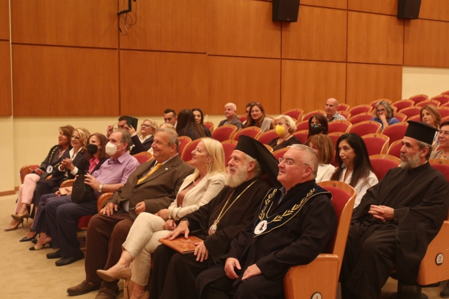 Διδάκτωρ του Πανεπιστημίου Δυτικής Αττικής ο Μητροπολίτης Σύρου 