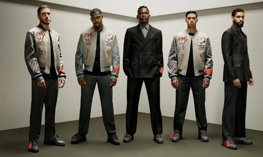 Μίλαν: Το νέο τζάκετ των «ροσονέρι» που στοιχίζει 3.5000ευρώ! - Φωτογραφίες 