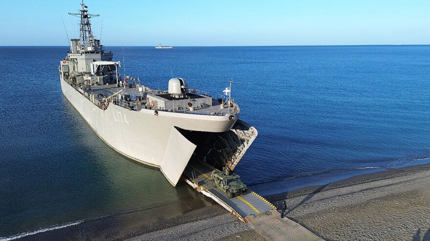 Εντυπωσιακά βίντεο και φωτογραφίες από την τελική φάση της άσκησης «Παρμενίων» στη Χίο 