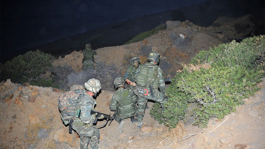 Εντυπωσιακά βίντεο και φωτογραφίες από την τελική φάση της άσκησης «Παρμενίων» στη Χίο 