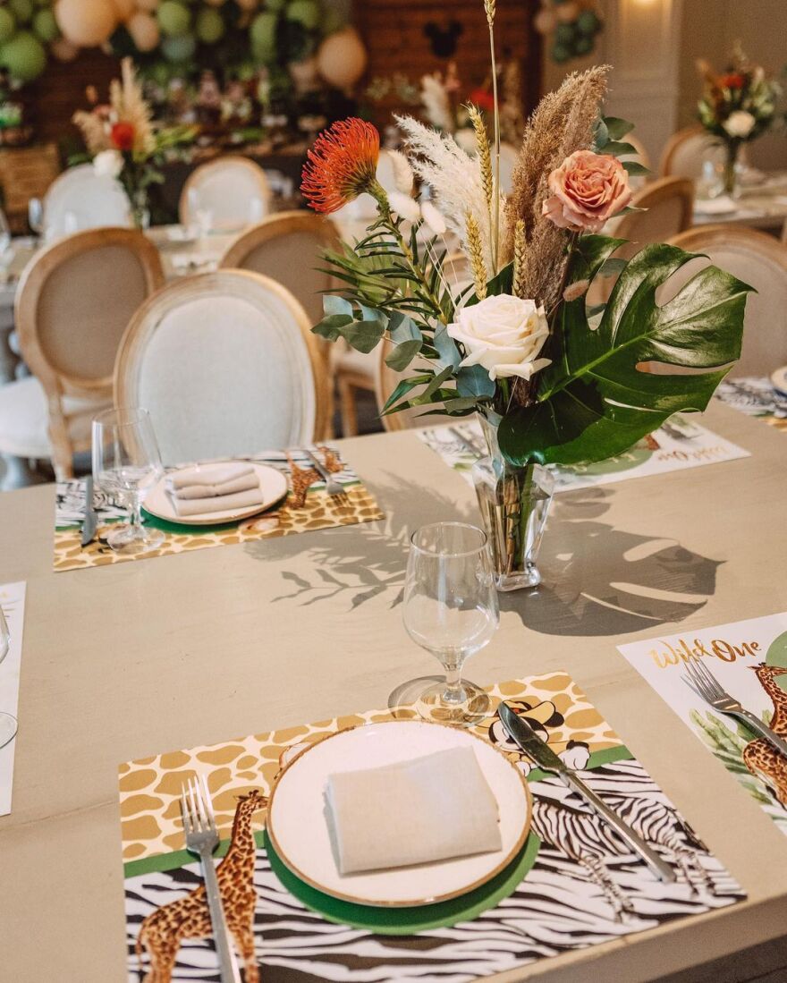 Ιωάννα Σιαμπάνη – Τζίμης Σταθοκωστόπουλος: Το φωτογραφικό άλμπουμ από τα πρώτα γενέθλια του γιου τους