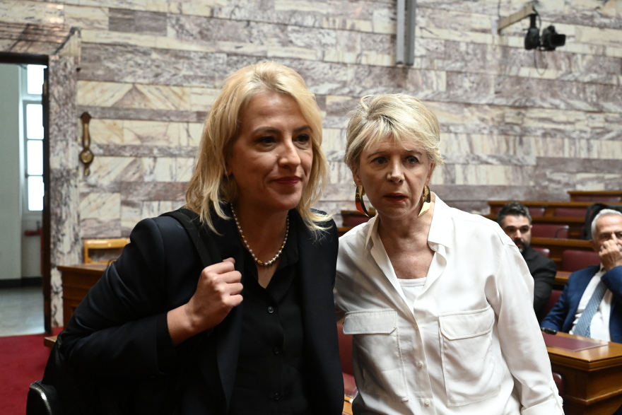 Οι προεδρικοί, οι νεοπροεδρικοί και οι άλλοι: Τι θα κάνουν όσοι παραμένουν «στο μαντρί» με τον Κασσελάκη