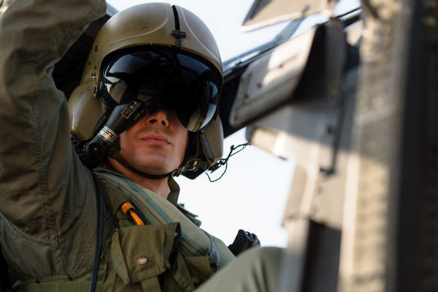 Δεκάδες ελικόπτερα στον αέρα: Το ΓΕΣ απαντά με την άσκηση «Πέλεκυς» στις φήμες για το Στεφανοβίκειο