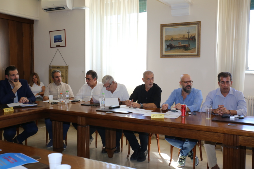 Μώραλης: Τα σχέδια του νέου βιοκλιματικού στεγάστρου στην αγορά τροφίμων στον Εμπορικό Σύλλογο του Πειραιά