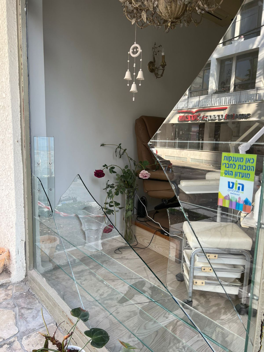 Το protothema.gr στον πόλεμο του Ισραήλ: Εικόνες καταστροφής στο Τελ Αβίβ - Βίντεο