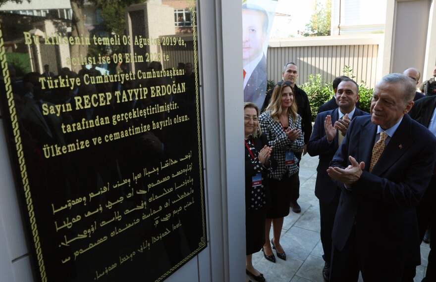 Σε εγκαίνια εκκλησίας ο Ερντογάν με αιχμές για την Ελλάδα