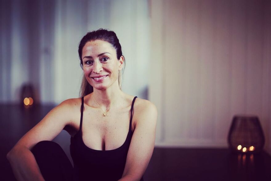 Ρεμπέκα Λος: Η γυναίκα με την οποία ο Ντέβιντ Μπέκαμ απάτησε τη Βικτόρια σπάει τη σιωπή της