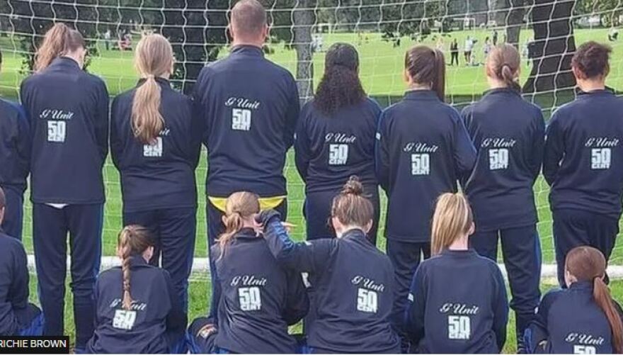 Ο ράπερ 50 Cent χορηγός σε ποδοσφαιρική ομάδα κοριτσιών U14 στην Ουαλία