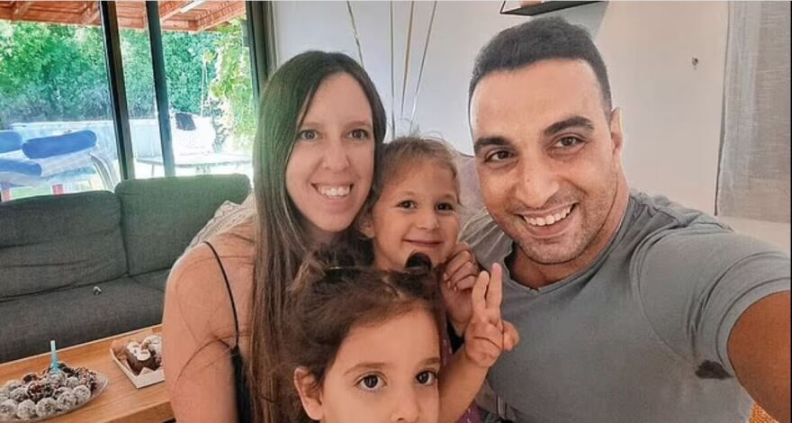 Πόλεμος στο Ισραήλ: «Φερόμαστε στους αιχμαλώτους με ανθρωπισμό» λέει η Χαμάς - Φρίκη από τα βίντεο με τις ωμότητες