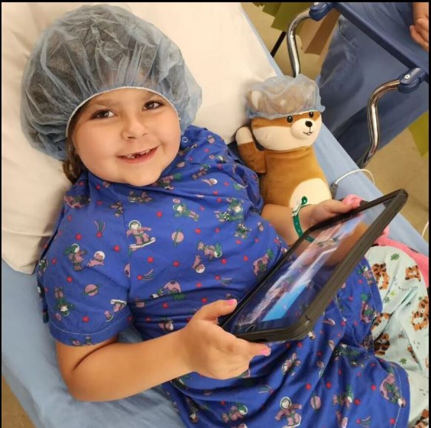 Καλιφόρνια: Γιατροί «αποσύνδεσαν» τον μισό εγκέφαλο 6χρονης για να φρενάρουν καταστροφική ασθένεια