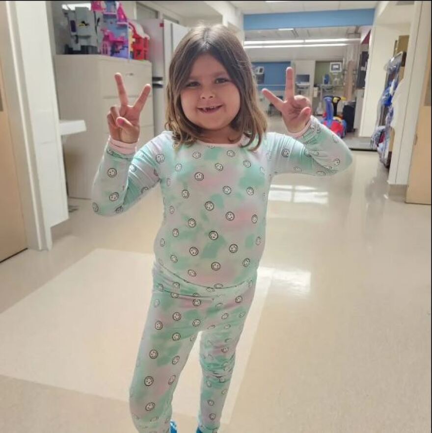 Καλιφόρνια: Γιατροί «αποσύνδεσαν» τον μισό εγκέφαλο 6χρονης για να φρενάρουν καταστροφική ασθένεια