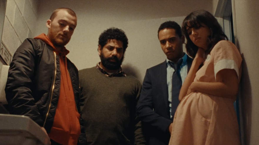 Άνγκους Κλάουντ: Στο τρέιλερ του «Your Lucky Day» ο ηθοποιός εμφανίζεται σε έναν από τους τελευταίους του ρόλους