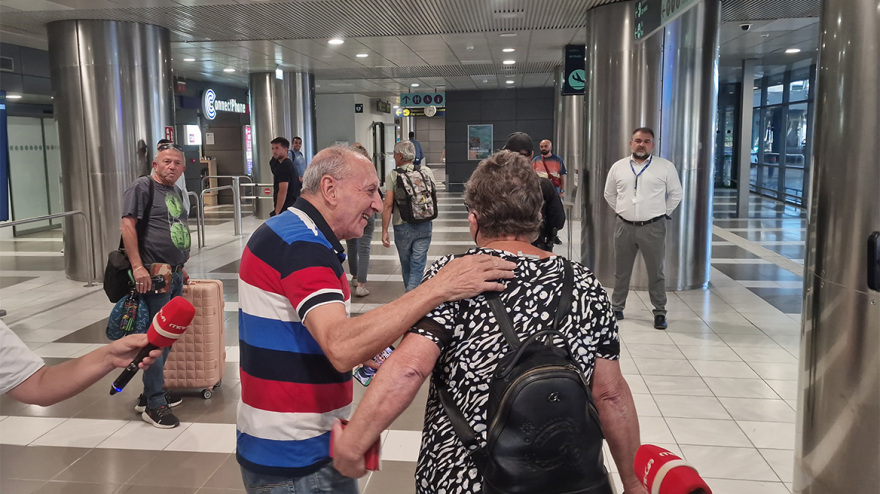 Δείτε βίντεο: «Σειρήνες, ρουκέτες, εκρήξεις, φόβος» - Πώς έζησαν την κόλαση στο Ισραήλ Έλληνες που επέστρεψαν στη Θεσσαλονίκη