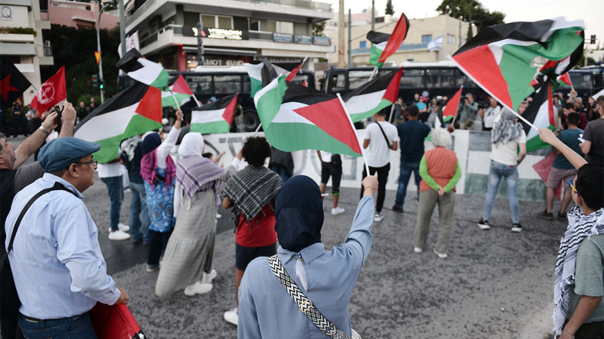 Συγκέντρωση διαμαρτυρίας έξω από την ισραηλινή πρεσβεία - Δείτε φωτογραφίες