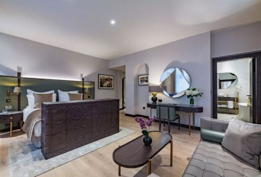 Μαντόνα: Νοίκιασε το ξενοδοχείο του Γκάρι Νέβιλ στο Μάντσεστερ 