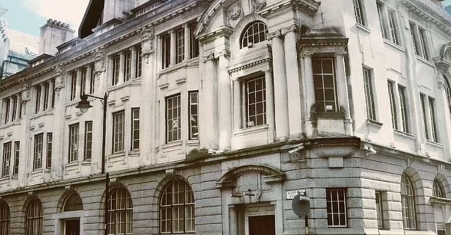 Μαντόνα: Νοίκιασε το ξενοδοχείο του Γκάρι Νέβιλ στο Μάντσεστερ 