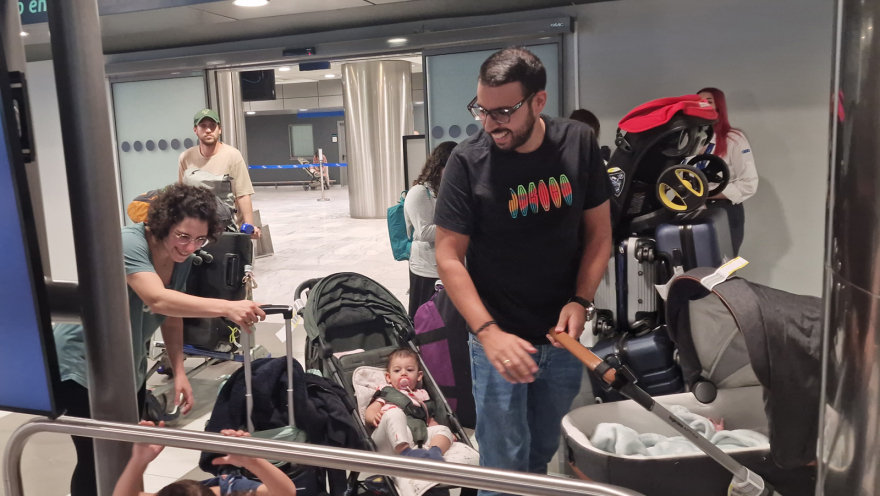 Πόλεμος στο Ισραήλ: Μαρτυρίες Ελλήνων που γλίτωσαν από τη φρίκη - «Πέφτουν πύραυλοι παντού»  