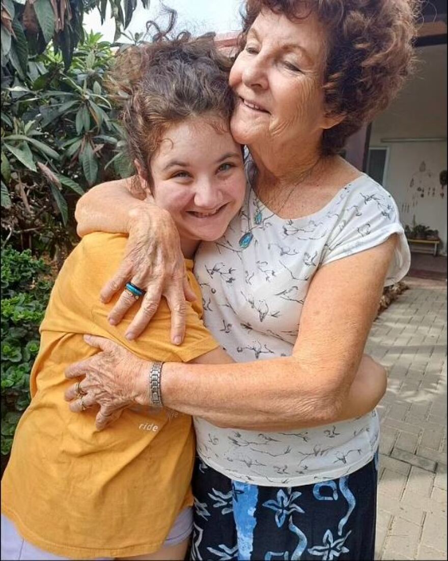 Πόλεμος στο Ισραήλ: Η σπαρακτική συνομιλία 12χρονης με αυτισμό πριν την απαγάγει η Χαμάς - «Μαμά, βοήθησέ με»