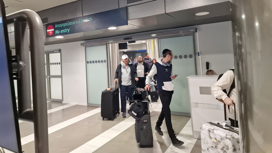 Θεσσαλονίκη: Με εισιτήριο χωρίς επιστροφή φτάνουν κάτοικοι του Ισραήλ – Δείτε βίντεο