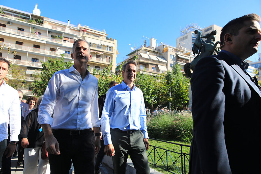 Κυριάκος Μητσοτάκης: Βόλτα με τον Μπακογιάννη στη Βικτώρια - Δείτε φωτογραφίες