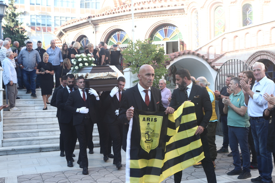 Γιάννης Μιχαλήτσος: Το τελευταίο «αντίο» στον παλαίμαχο ποδοσφαιριστή του Άρη - Φωτογραφίες 