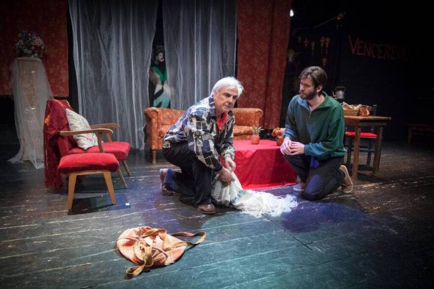 Στέφανος Κασσελάκης: Στο θέατρο αύριο για την παράσταση ωδή στην αποδοχή της διαφορετικότητας της Άννας Βαγενά