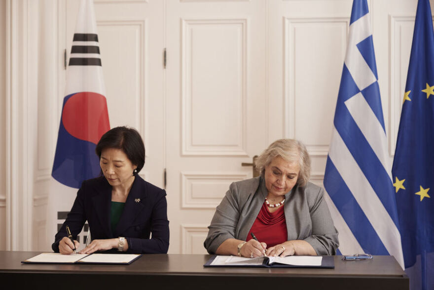 Στην Αθήνα ο πρωθυπουργός της Ν. Κορέας – Συναντήσεις με την ΠτΔ και τον πρωθυπουργό