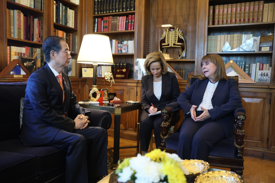 Στην Αθήνα ο πρωθυπουργός της Ν. Κορέας – Συναντήσεις με την ΠτΔ και τον πρωθυπουργό