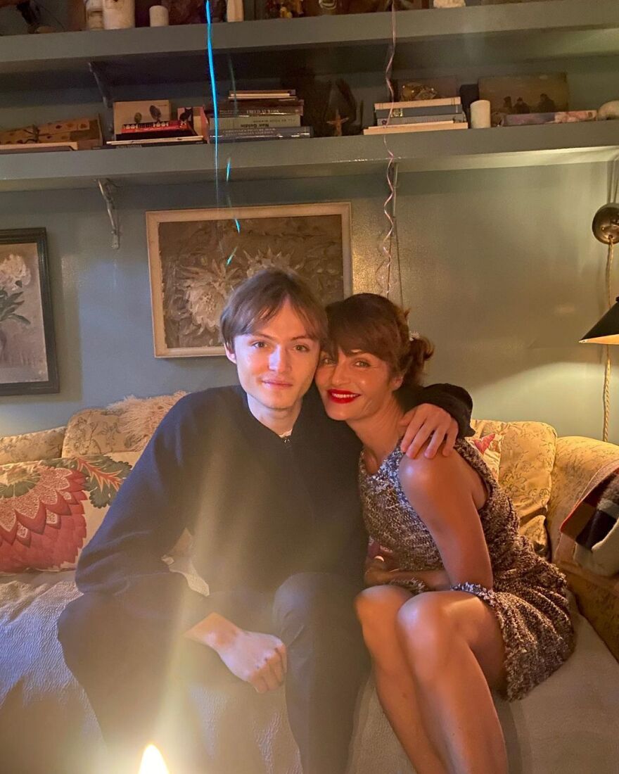 Έλενα Κρίστενσεν στον γιο της: Δεν θα μπορούσα να τα καταφέρω το ίδιο χωρίς εσένα