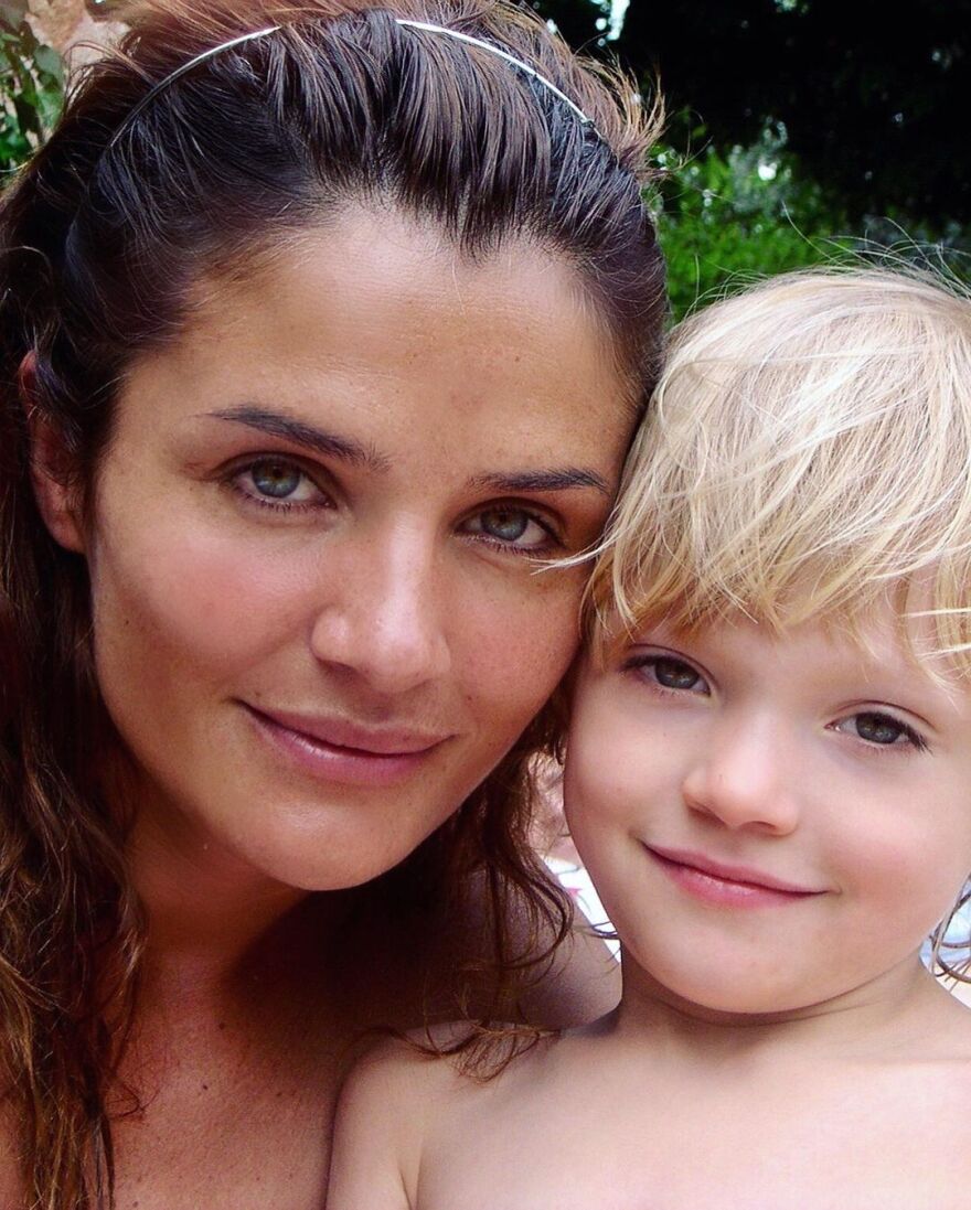 Έλενα Κρίστενσεν στον γιο της: Δεν θα μπορούσα να τα καταφέρω το ίδιο χωρίς εσένα