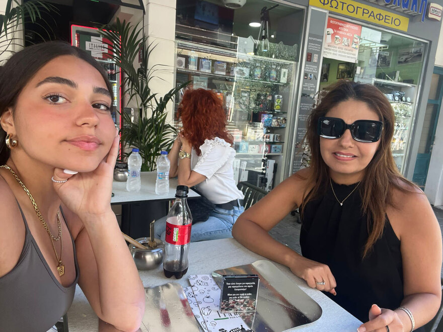 «Μαμά, δεν ήξερα ότι υπάρχει τόση σκληρότητα» - Η ιστορία της 19χρονης Όμι που γύρισε από την Κρήτη για να καταταγεί στο Ισραήλ