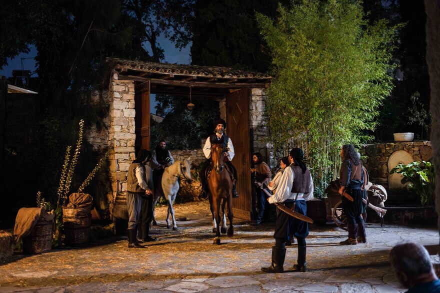 Η Μάγισσα: Ο Τζανής συναντάει την  Κερασίνα και αυτό που της ζητάει μπορεί να ανατρέψει τα πάντα
