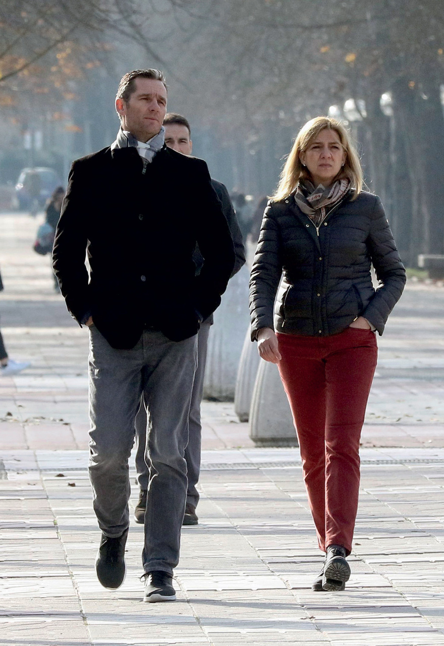 House of  Bourbons: Τα σκάνδαλα δεν τελειώνουν ποτέ στο ισπανικό παλάτι 