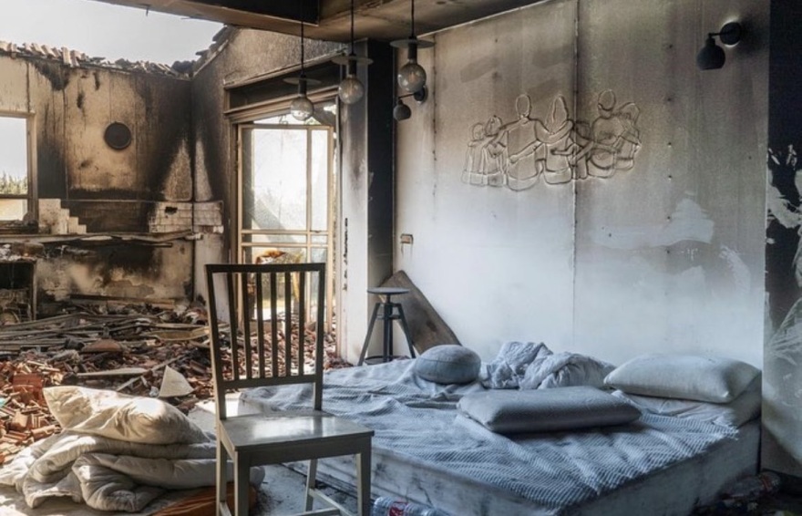 Πόλεμος στο Ισραήλ: Ερείπωσε σπίτι με το όνομα της οικογένειας στα ελληνικά στην είσοδό του 