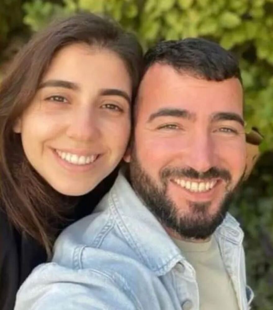 Πενταμελής οικογένεια βρέθηκε νεκρή στο σπίτι της στο κιμπούτς Κφαρ Αζά  - Αγκαλιασμένο το ανδρόγυνο