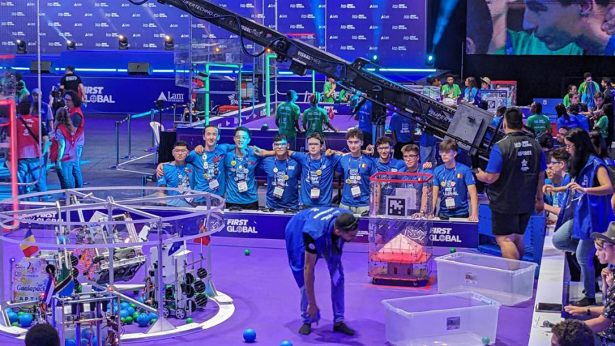 ΔΕΗ Team Greece: Τρίτη στον κόσμο στην Ολυμπιάδα Εκπαιδευτικής Ρομποτικής